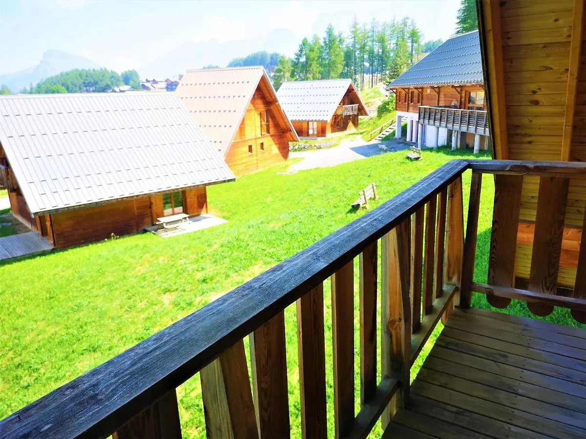 Saint-Étienne-en-Dévoluy Chalet Duplex 3 Pieces A La Joue Du Loup - 7 Pers, Parking Gratuit, Animaux Acceptes - Fr-1-504-97 0*,  צרפת